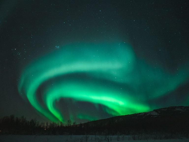 pexels-tobiasbjorkli-1663376