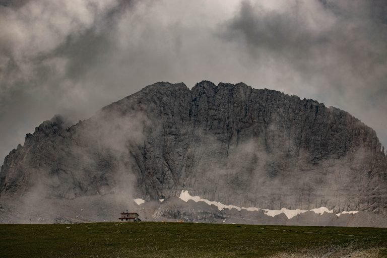 pexels-parlantzasg-12694213